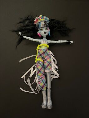 Mattel - Monster High Monster Fest Frankie Stein Fashion Doll